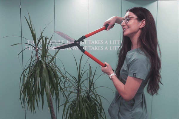 dr-nikoleta-docheva.gif