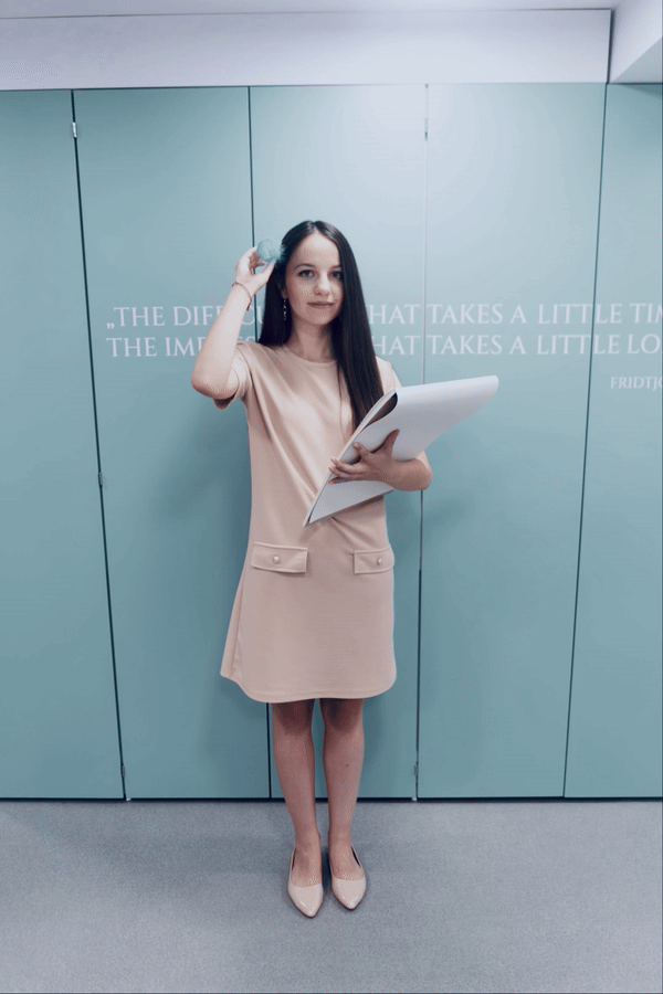 eliyana-pilitova.gif